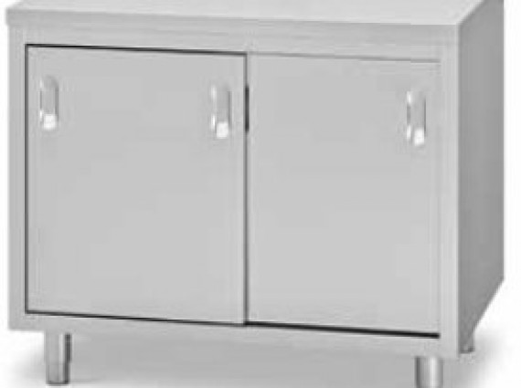 Tavoli inox armadiati profonditą cm.80 con alzatina.
